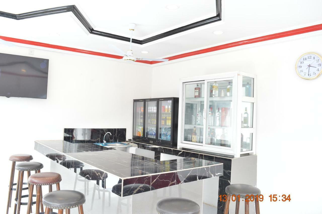 Sukuta Nema Guest House Banjul Bagian luar foto